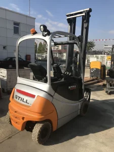 گیربکس لیفتراک سهند چند لیتر روغن میگیرد