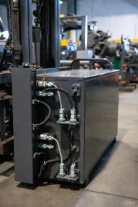 باطری لیفتراک چند آمپر است